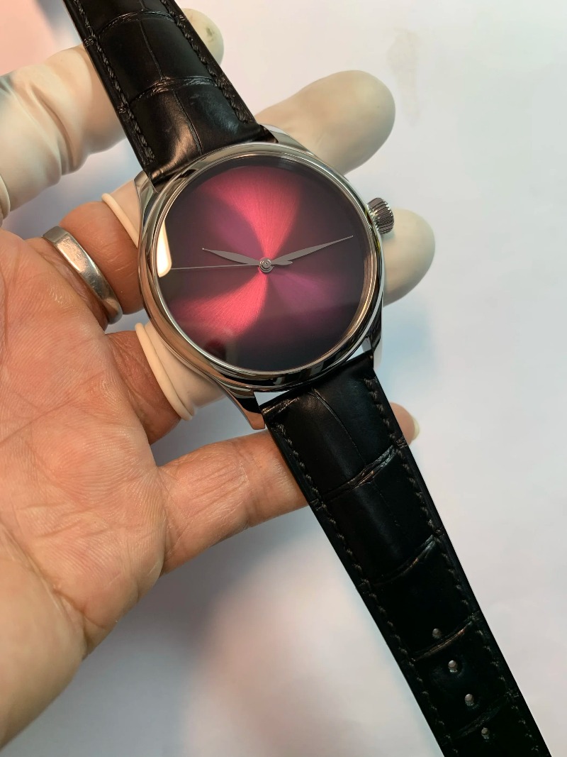 Jewelry And Watches - Wordless Book, Swiss Fine Grinding ETA2824
