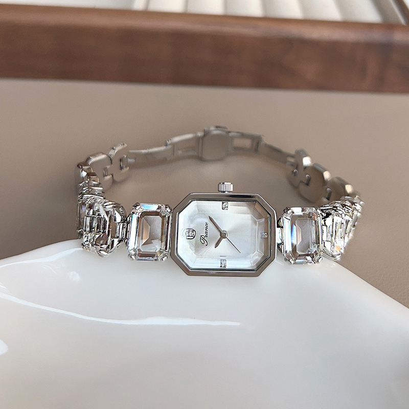 UTHAI Women Watches for Girls  - Jewelry Diamond Watches recension och pris