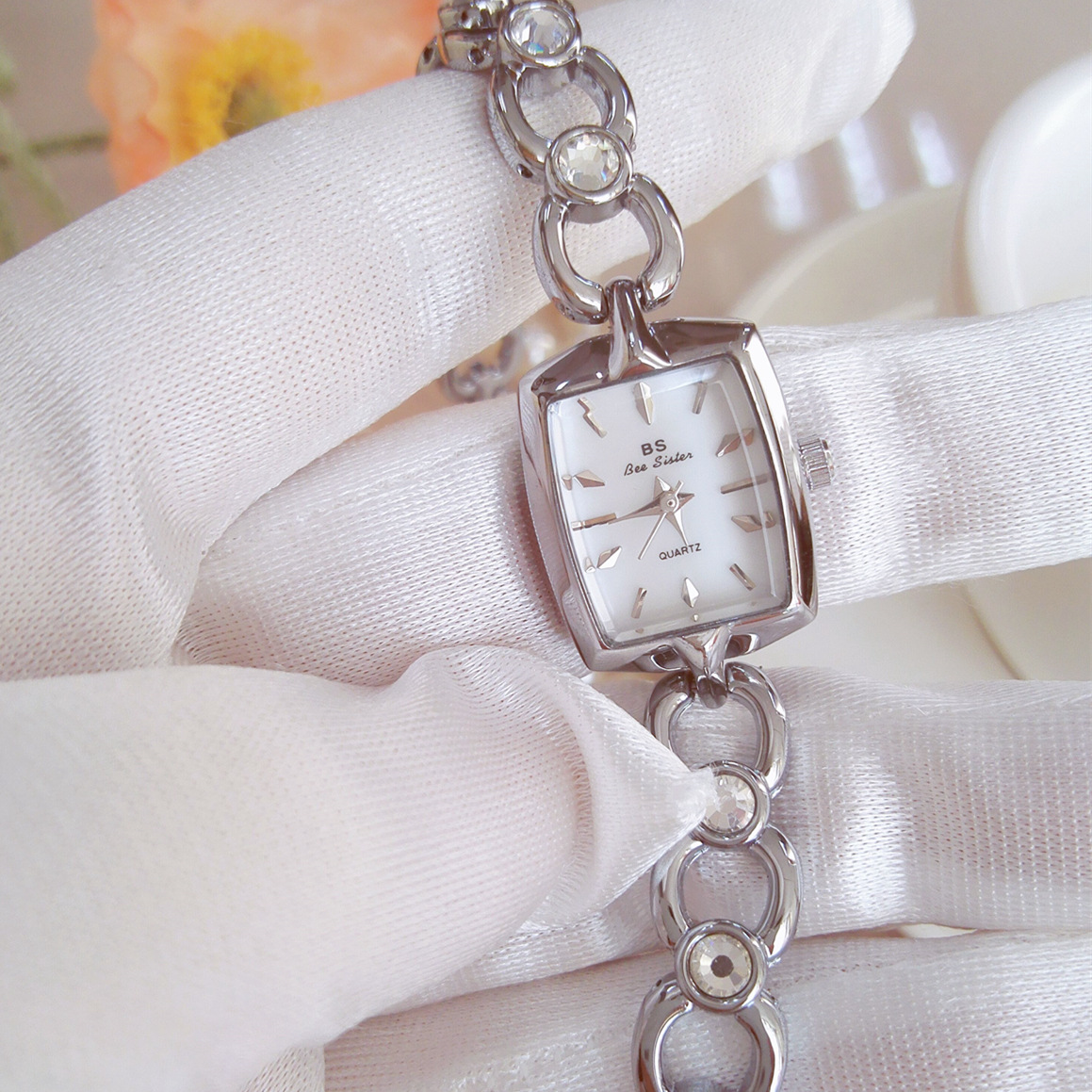UTHAI Watch For Women Light Lu - Jewelry And Watches Luxury Brand recension och pris