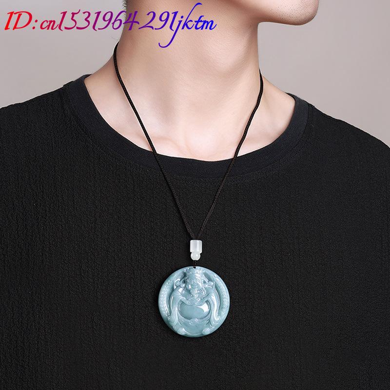 Burmese Jadeite God of Wealth  - Jewelry & Watches Spółka Z Ograniczoną Odpowiedzialnością recension och pris