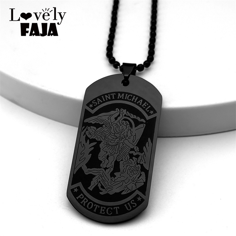 SAINT MICHAEL PROTECT US Archa - Mens Dog Tag Necklace recension och pris